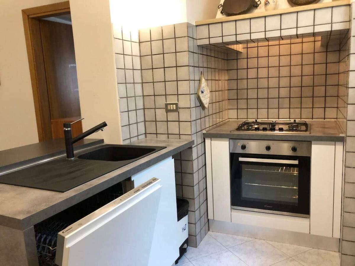 Appartamento -Dimora del '500 in pieno centro San Vito dei Normanni Exterior foto