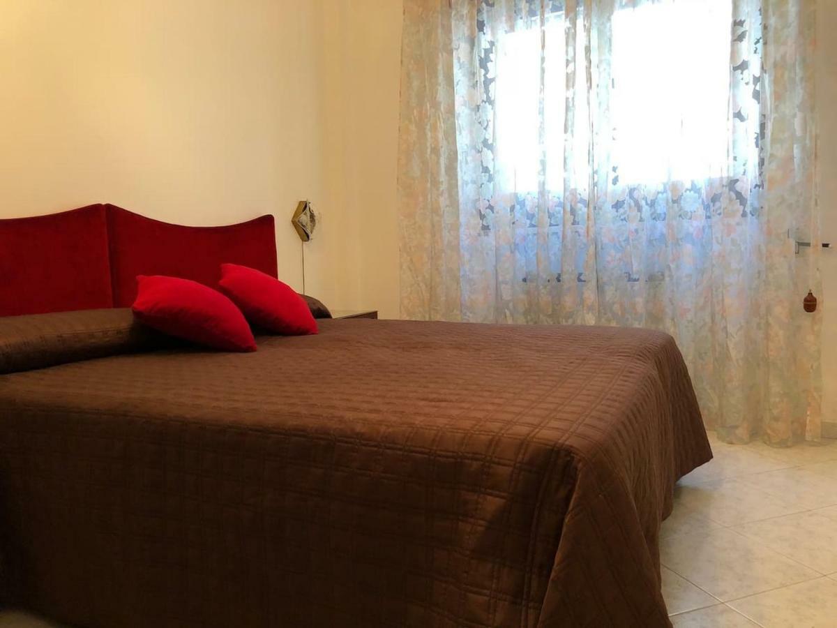 Appartamento -Dimora del '500 in pieno centro San Vito dei Normanni Exterior foto